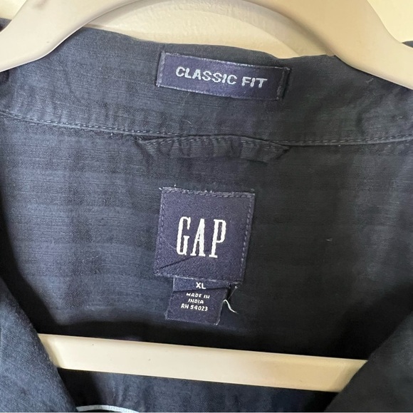 Gap Classic Fit Men’s Navy Blue Striped Button Down Short Sleeve Shirt size XL - Picture 4 of 8